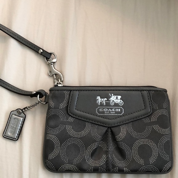 Coach Small Wallet Clutch Wristlet - Picture 1 of 3